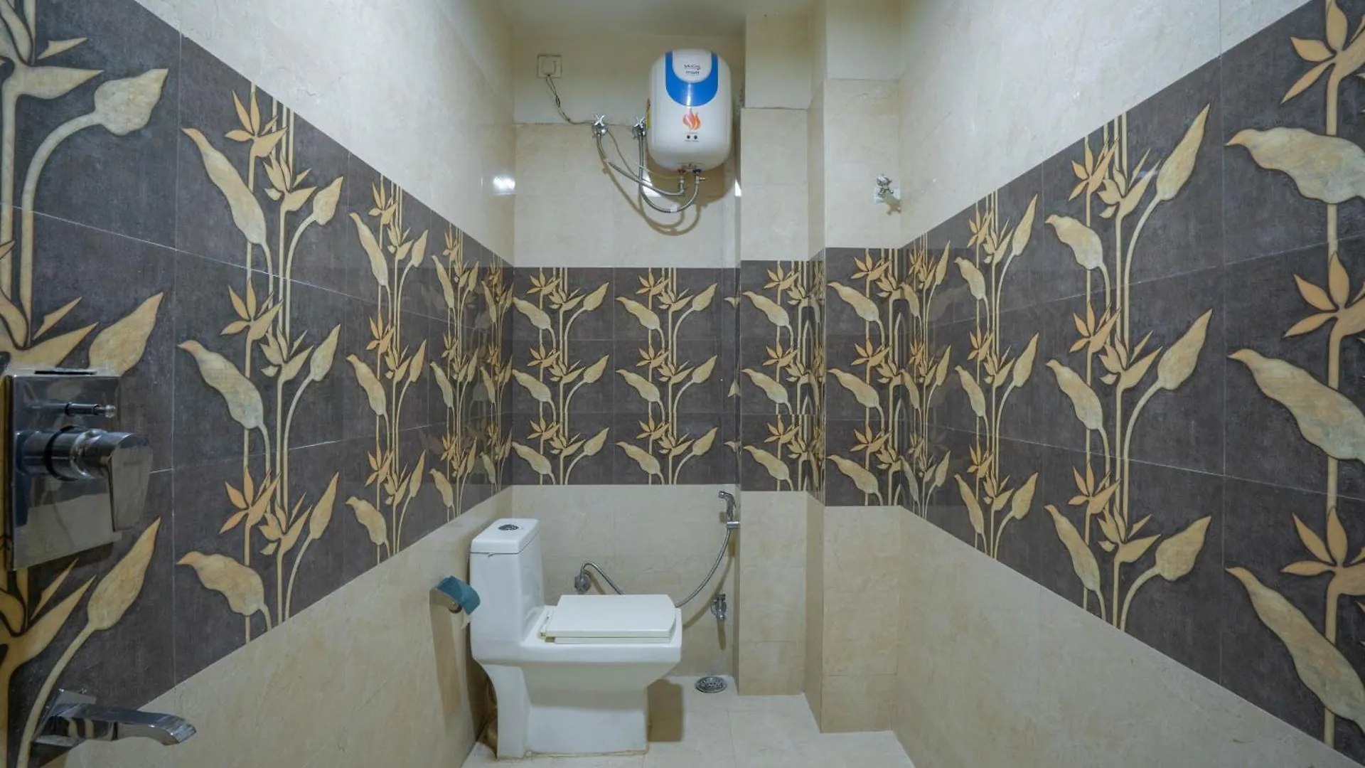 Hotel Kiaara Varanasi